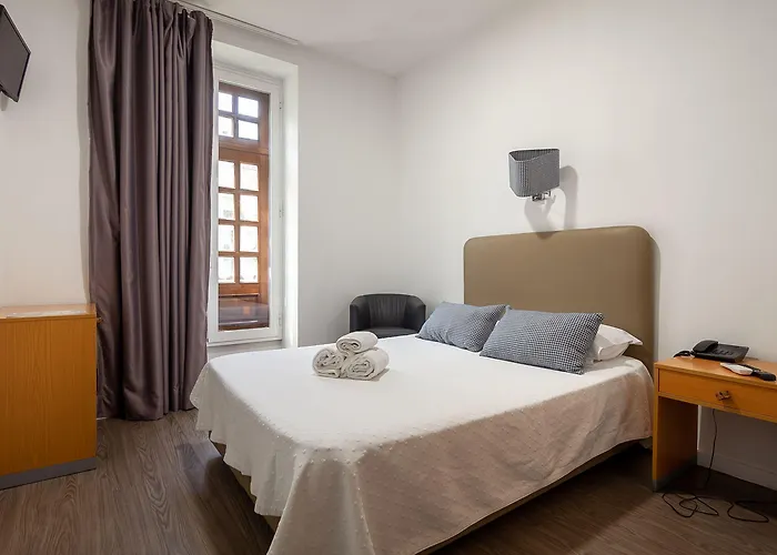 Clerigus Konukevi 3*