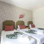 Clerigus Πανσιόν