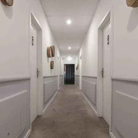 ゲストハウス Clerigus ポルト